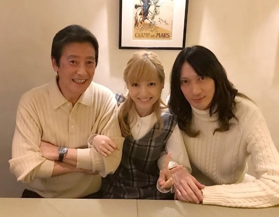 神田沙也加と父・神田正輝、元夫・村田充