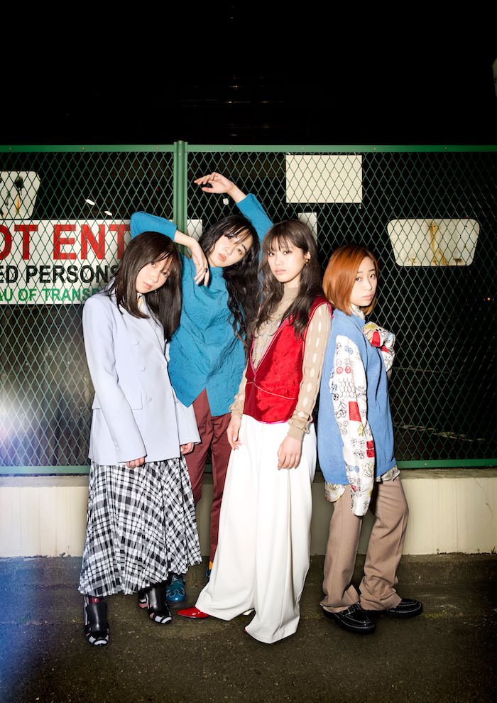 ロックバンド『赤い公園』（石野理子(ボーカル)、津野米咲(ギター)、藤本ひかり(ベース)、歌川菜穂(ドラム)）